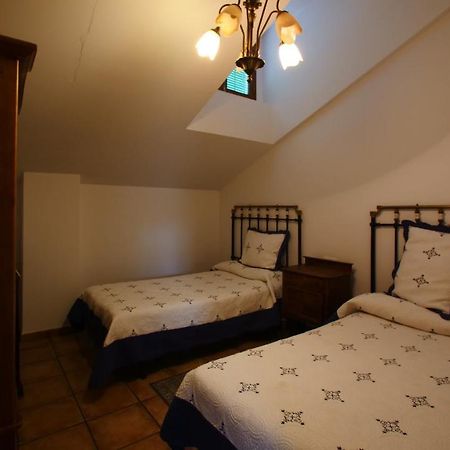 Casa Rural Plaza Vieja Saldaña Buitenkant foto